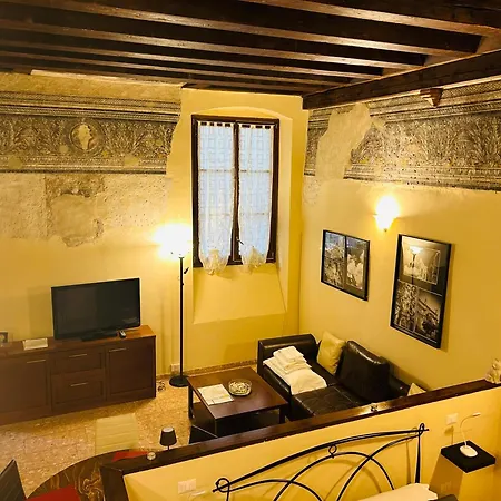 Palazzo Duomo Apartament *
